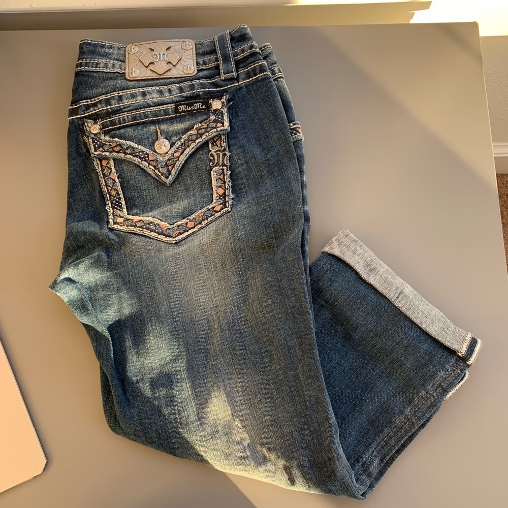 Miss Me Crop Jeans